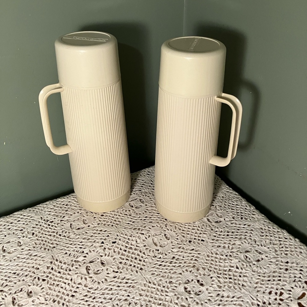 Termolar Handled Thermos Cream Lot of 2 Quart Size